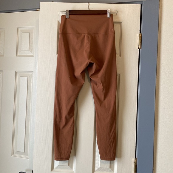 Everlane Perform Legging Size Small - Picture 2 of 3